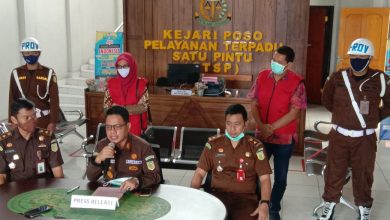 Photo of Hari Ini Dua Terpina Korupsi Alkes Poso RP 8,1 M Dijebloskan JPU Ke Rutan