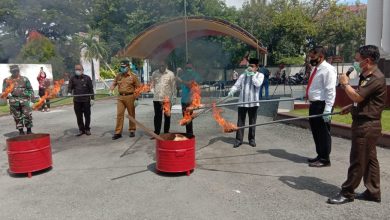 Photo of Kejari Poso Musnahkan Puluhan Gram Sabu-Sabu