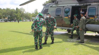 Photo of Pangkostrad Tinjau Pasukan Dalam Operasi Madago Raya