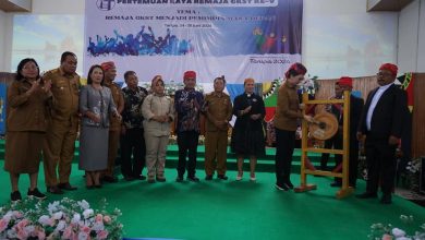 Photo of Bupati Ingatkan Remaja Kristen Agar Menjadi Teladan Dengan Hidup Dalam Integritas