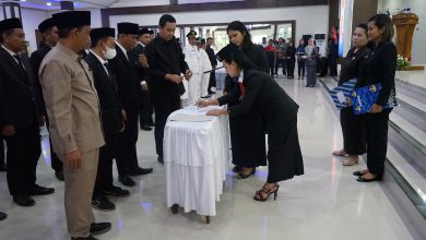 Photo of Sekda Lantik Pejabat Esalon III Dan IV