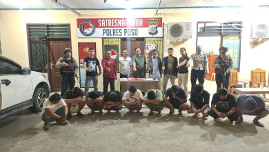 Photo of Satgas Pemberantasan Narkotika Polres Poso Tangkap 10 Terduga Pelaku Dalam Penggerebekan